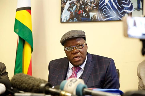 Arrestan a líder opositor de Zimbabue por la violencia tras las elecciones